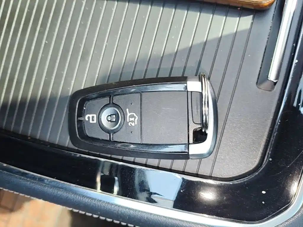 Ford Edge — миниатюра 9