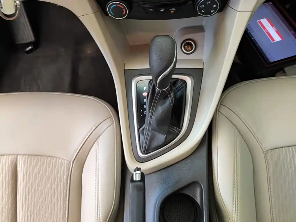 Buick Excelle — миниатюра 14