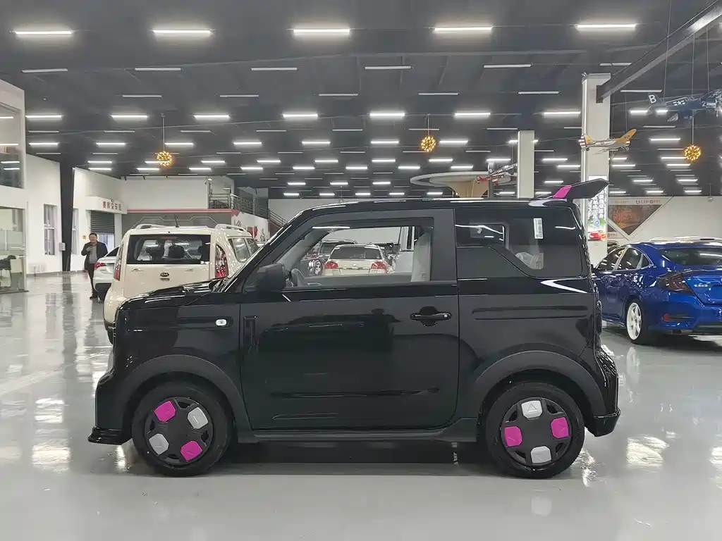 GEELY GALAXY PANDA