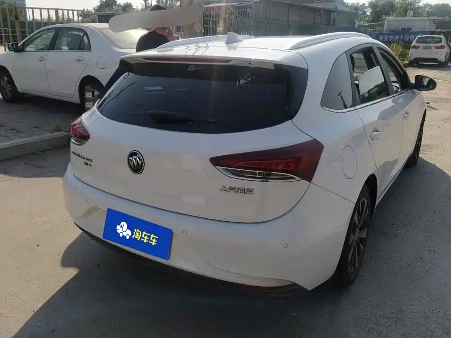 Buick Excelle — миниатюра 3