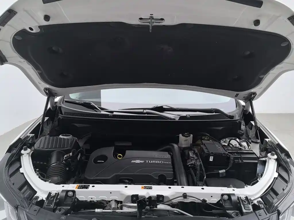 Chevrolet Equinox — миниатюра 6