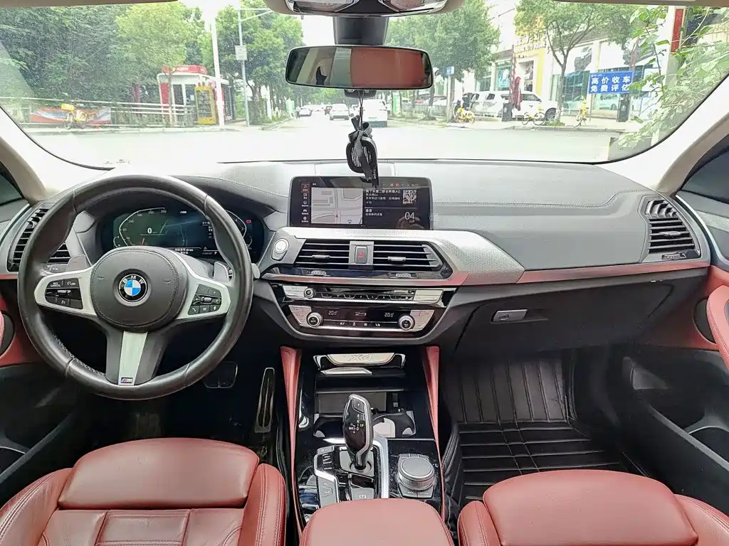 BMW X4 — миниатюра 10