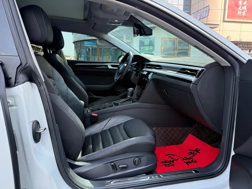Volkswagen CC — миниатюра 8