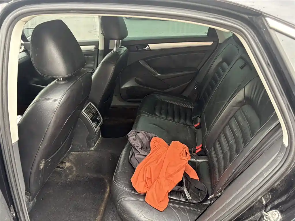 Volkswagen Passat 2013 1.8TSI DSG