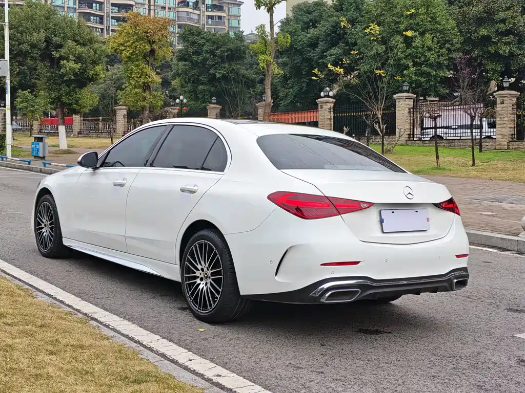 MERCEDES-BENZ C CLASS