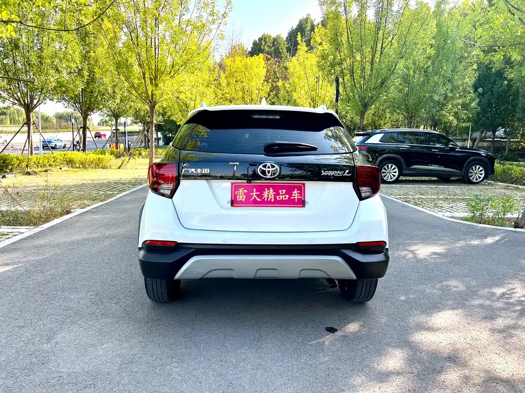 Toyota Yaris L — миниатюра 6