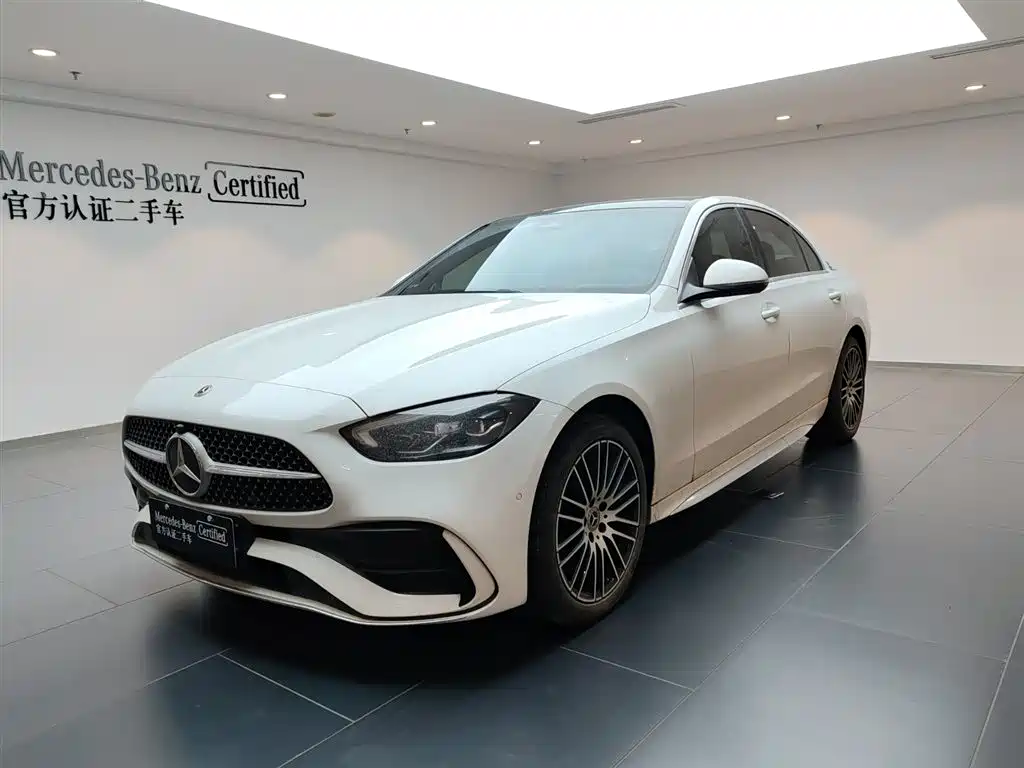 Mercedes-Benz C-Class 2025