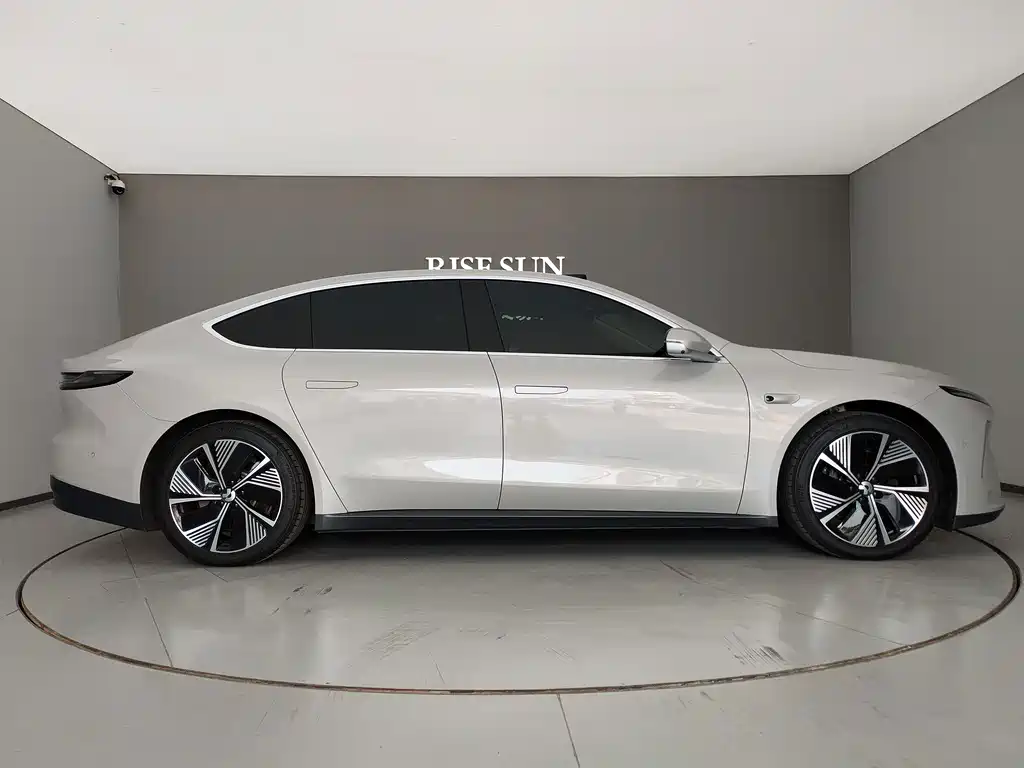 NIO ET7 — миниатюра 4