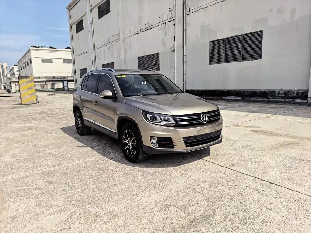 Volkswagen Tiguan 2015