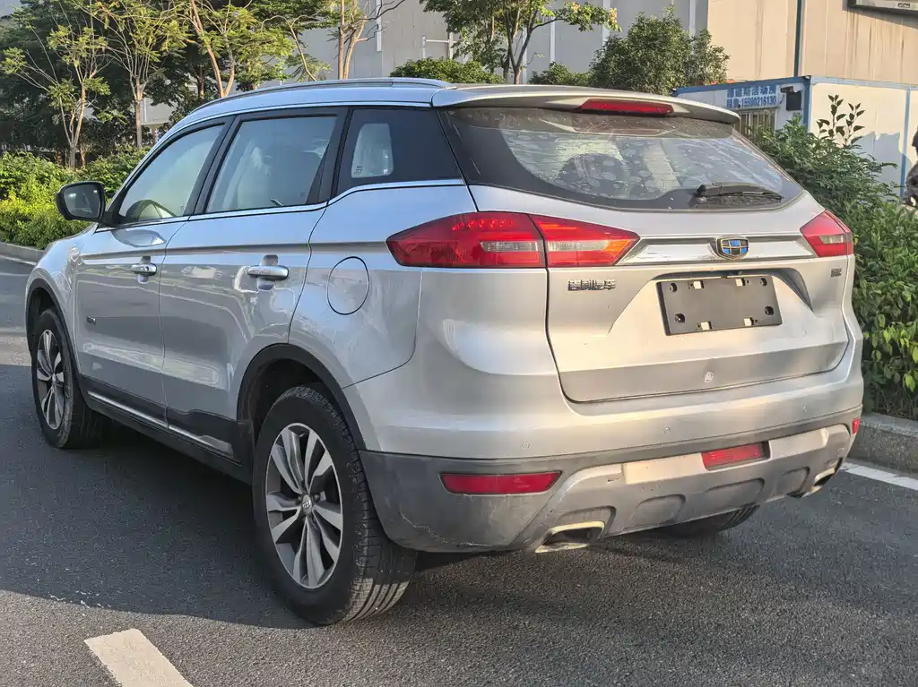 Geely Boyue — миниатюра 9