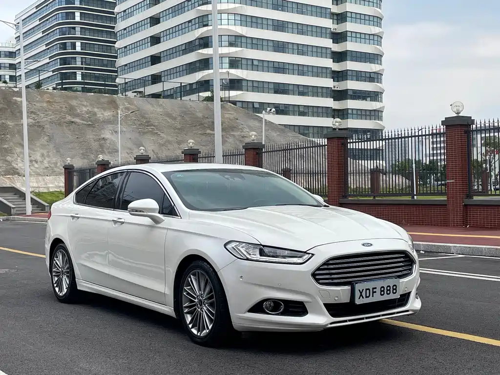 Ford Mondeo — миниатюра 2