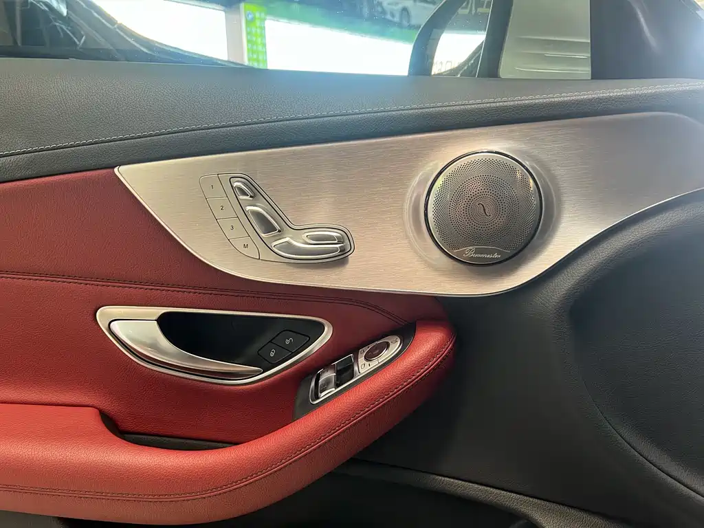 Mercedes-Benz C-Class (Import) — миниатюра 22