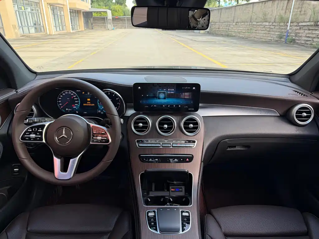 Mercedes-Benz GLC — миниатюра 5