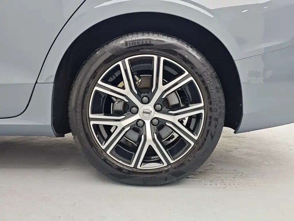 Volvo S60 — миниатюра 18