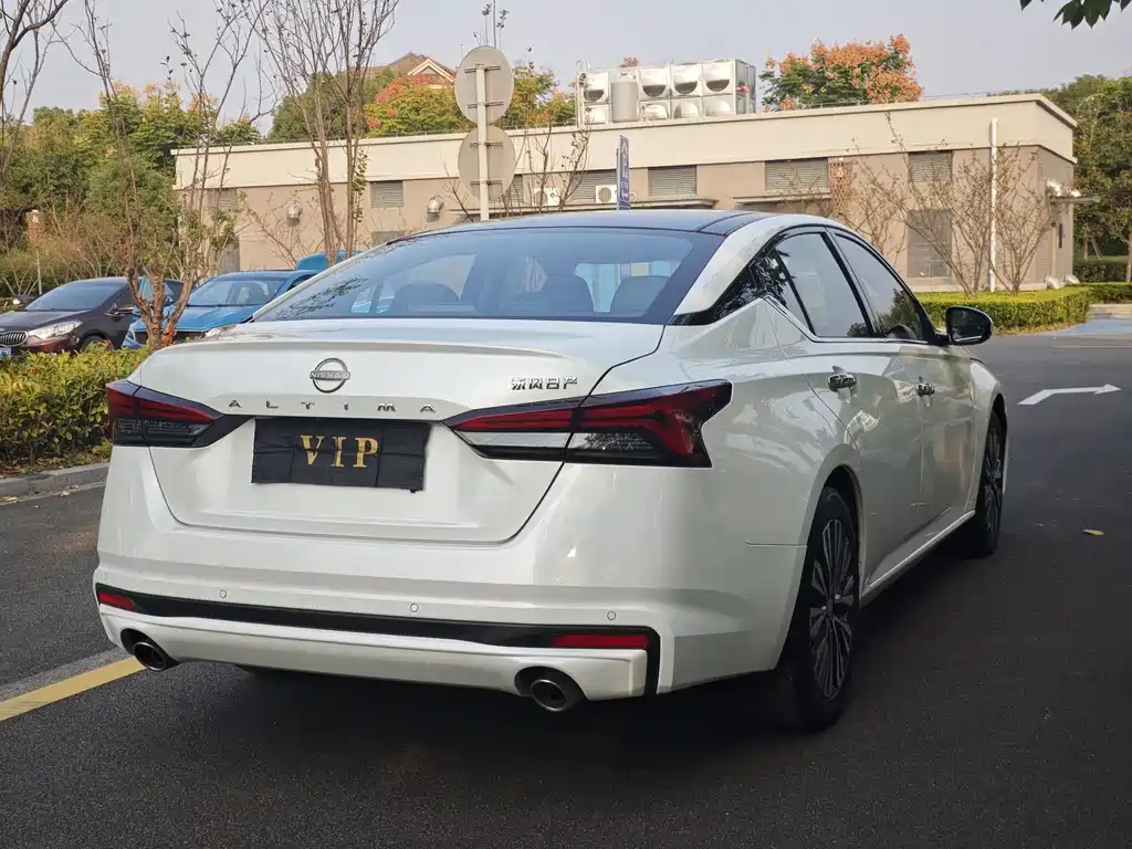 Nissan Teana — миниатюра 14