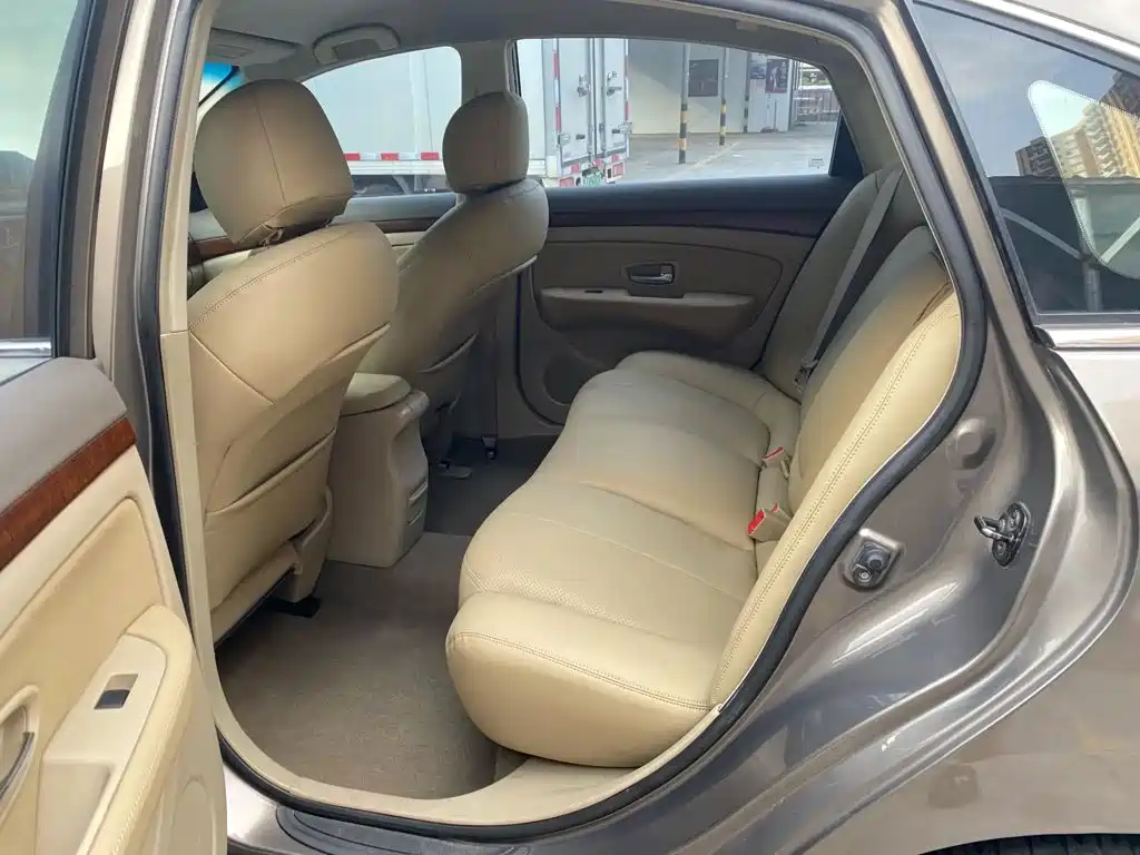 Nissan Sylphy — миниатюра 5