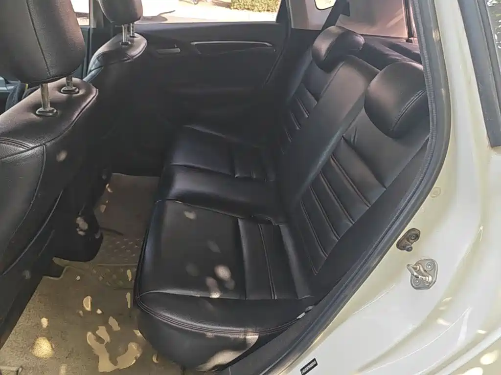Honda Fit — миниатюра 17