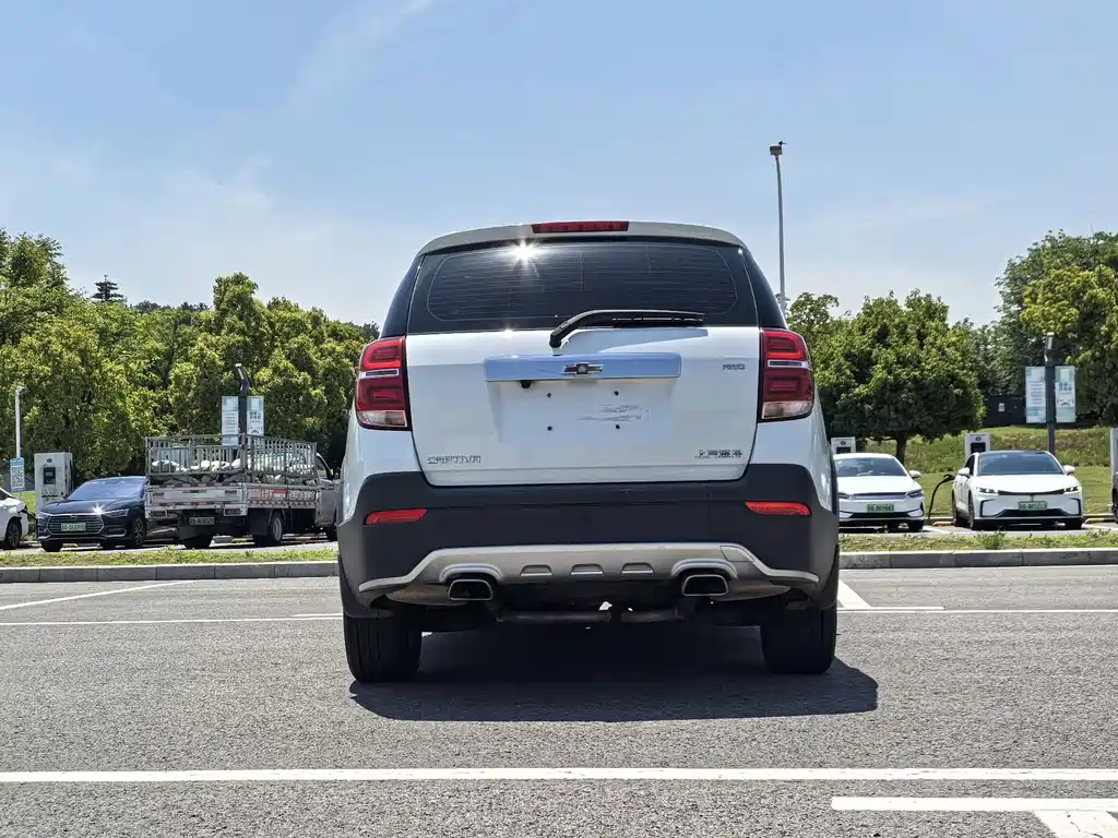 Chevrolet Captiva — миниатюра 9