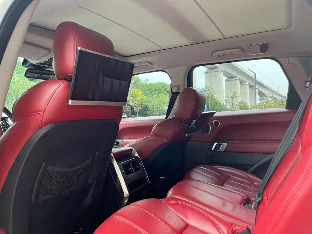Land Rover Sport — миниатюра 7