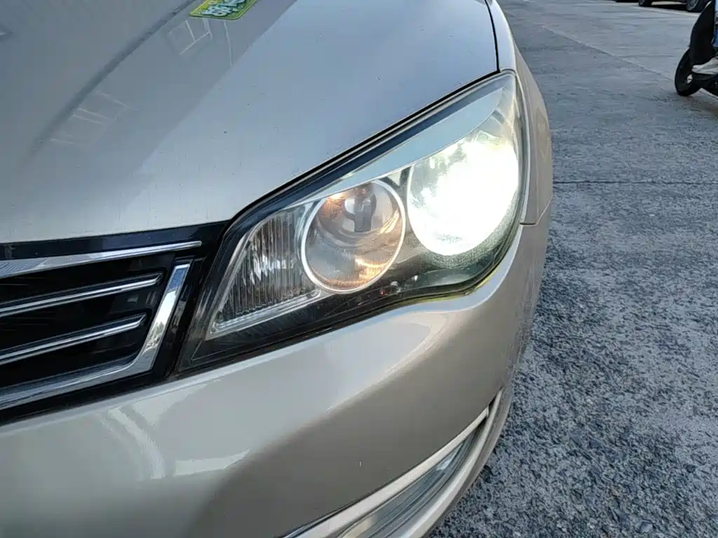 Roewe 350 — миниатюра 24