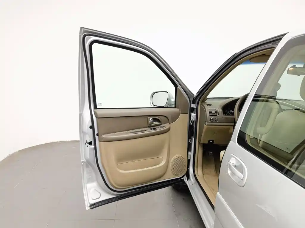 Buick GL8 — миниатюра 8