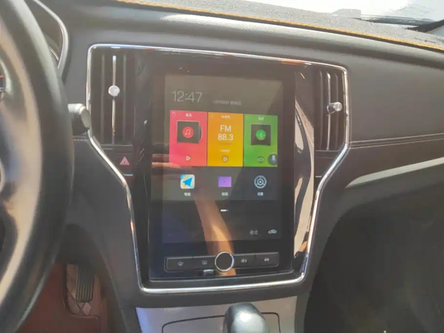 Roewe RX5 — миниатюра 13