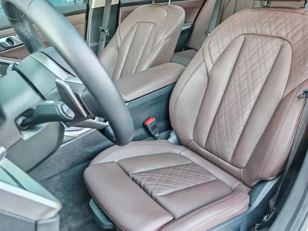 BMW 3 Series — миниатюра 14