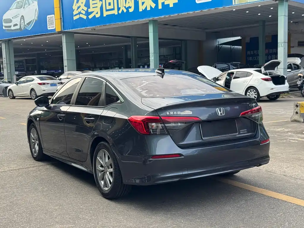 Honda Civic — миниатюра 9