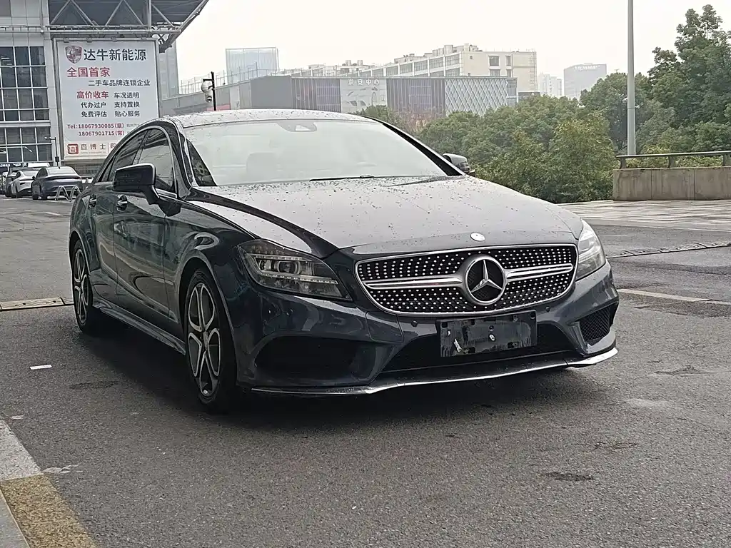 MERCEDES-BENZ CLS