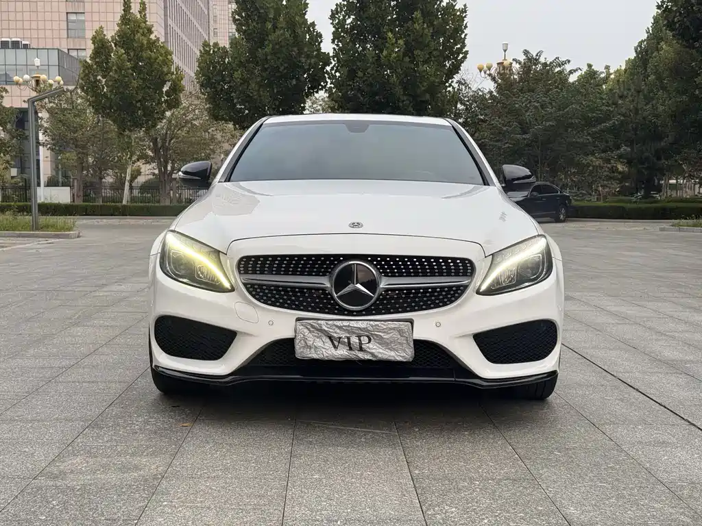 Mercedes-Benz C-Class — миниатюра 2
