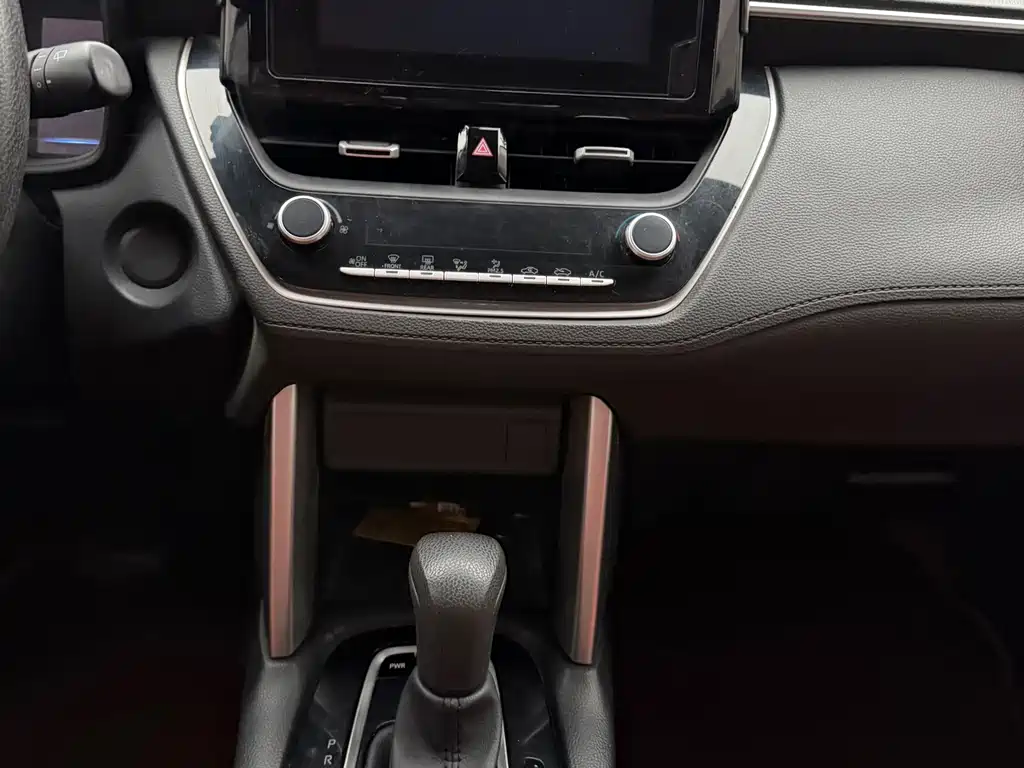 Toyota Frontlander — миниатюра 11
