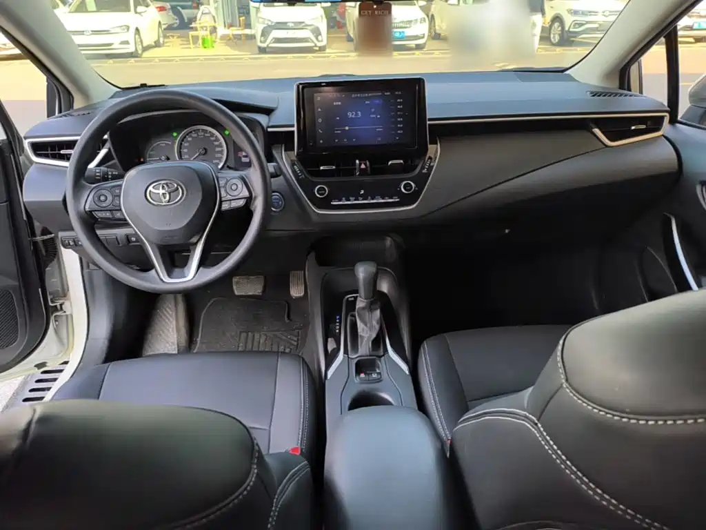 Toyota Corolla — миниатюра 10