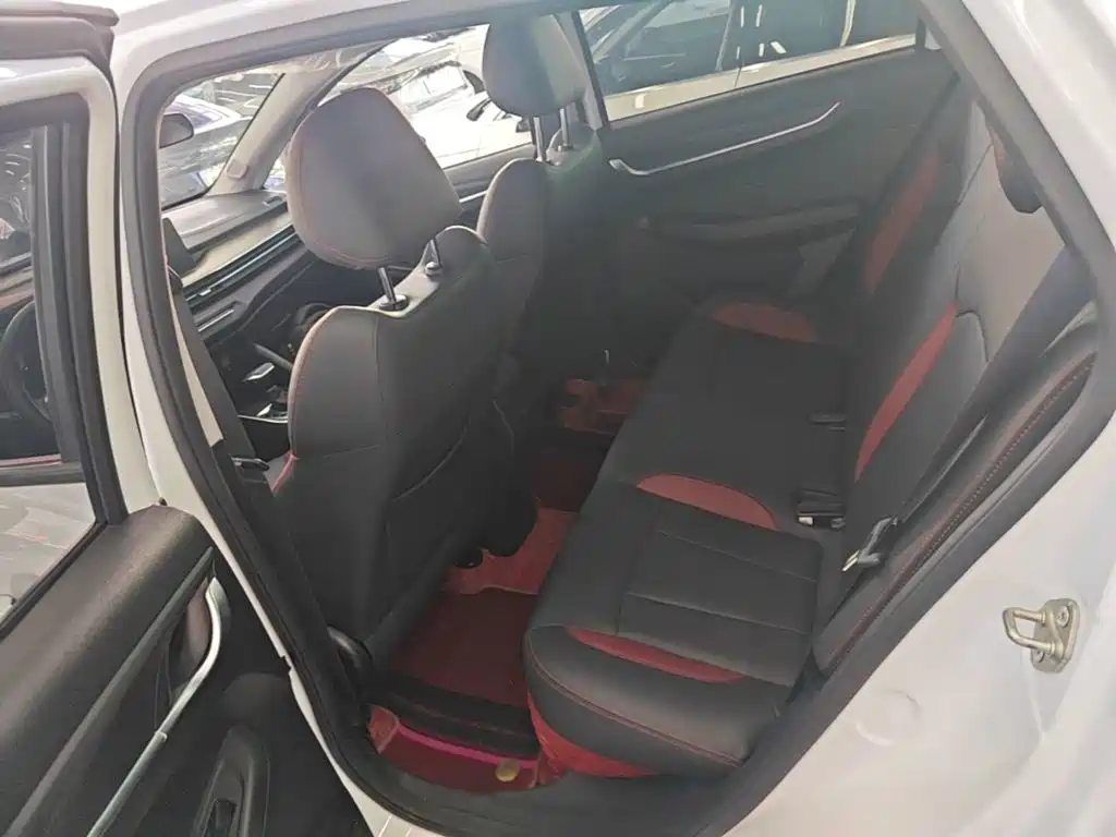 Geely Vision X3 — миниатюра 17