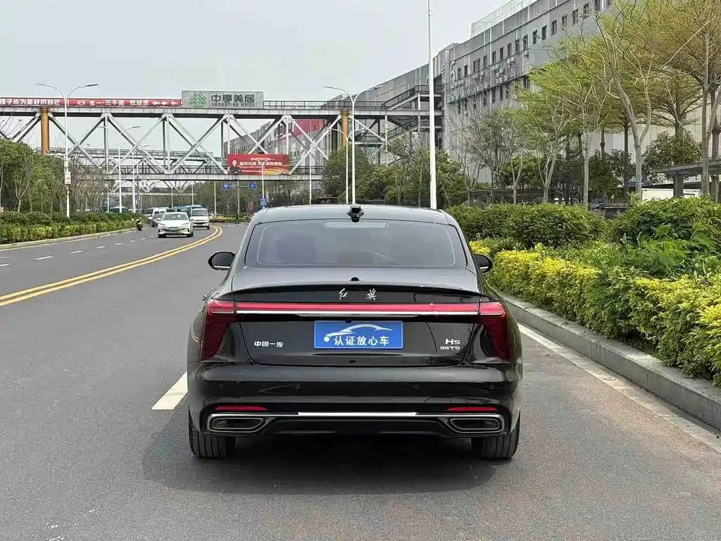 Hongqi Hongqi H5 — миниатюра 4