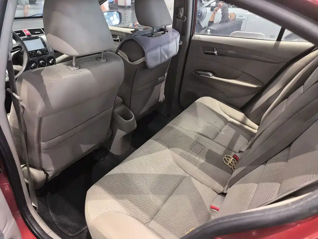 Honda City Classic — миниатюра 5