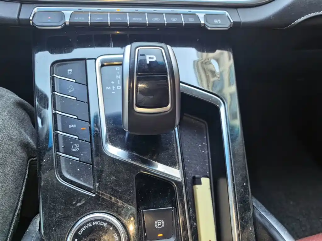 Geely Boyue — миниатюра 14