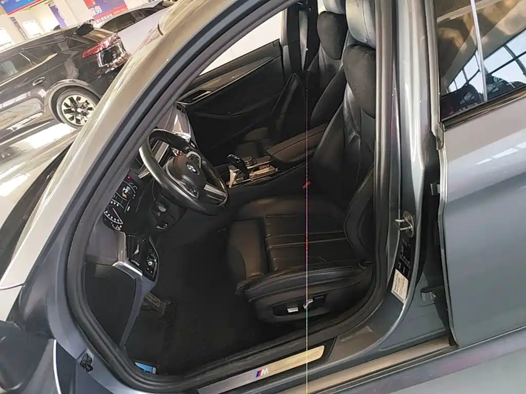 BMW 5 Series (Import) — миниатюра 15