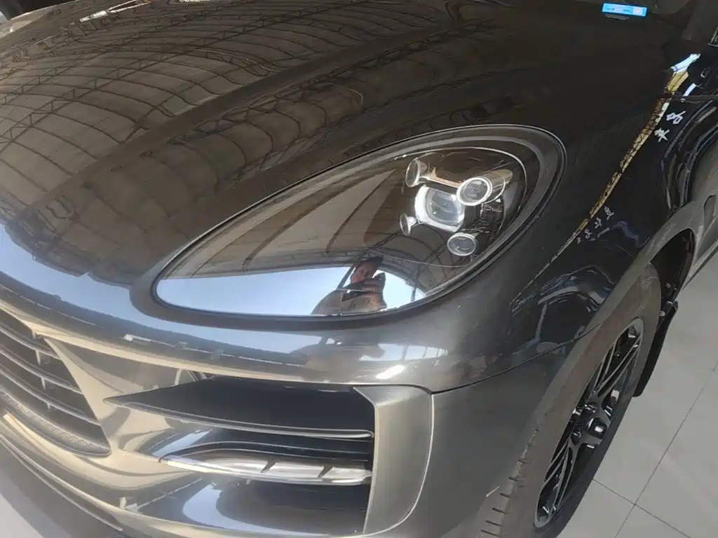Porsche Macan — миниатюра 24