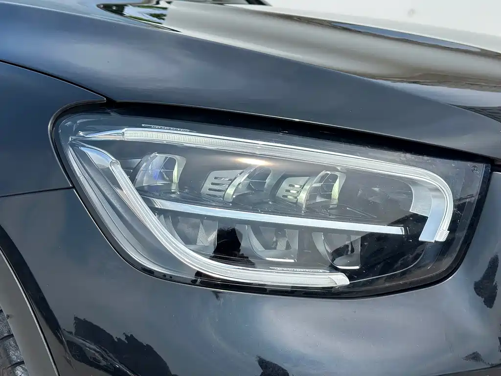 Mercedes-Benz GLC — миниатюра 4