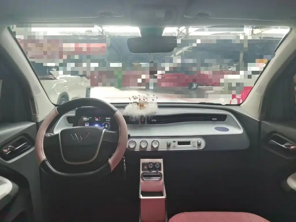 Wuling MINIEV — миниатюра 10