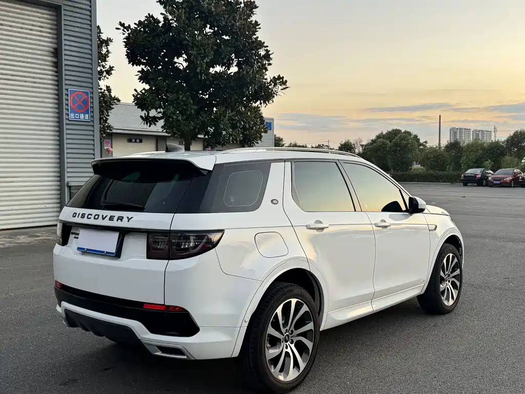 Land Rover Discovery Sport — миниатюра 6