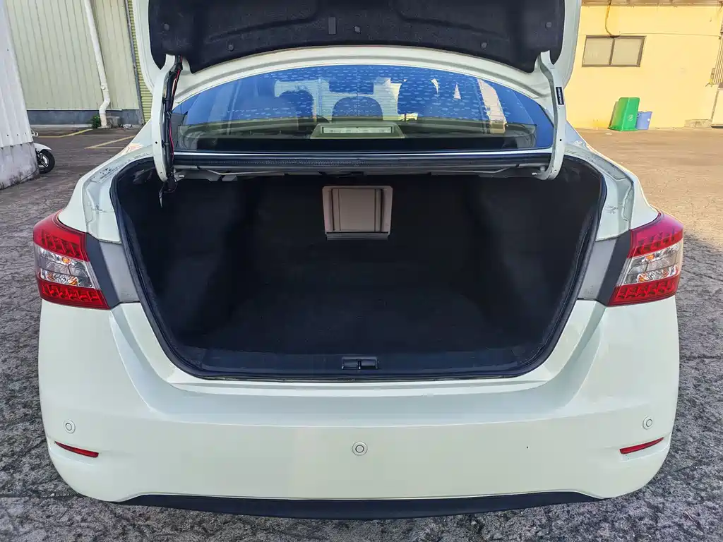 Nissan Sylphy — миниатюра 12