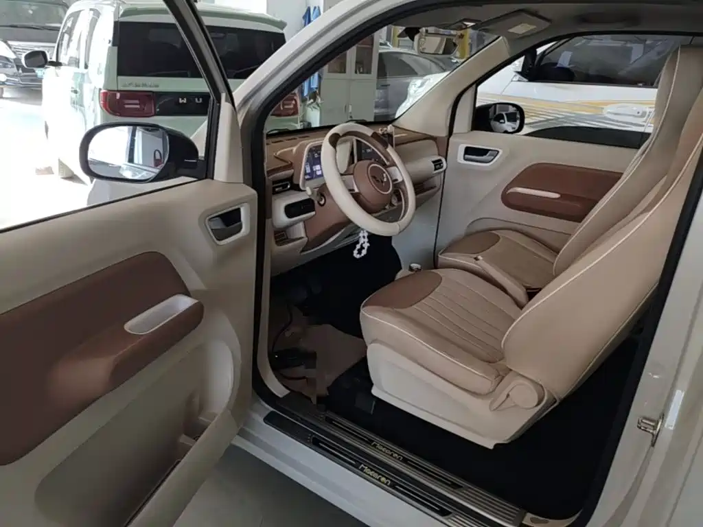 Wuling MINIEV — миниатюра 16