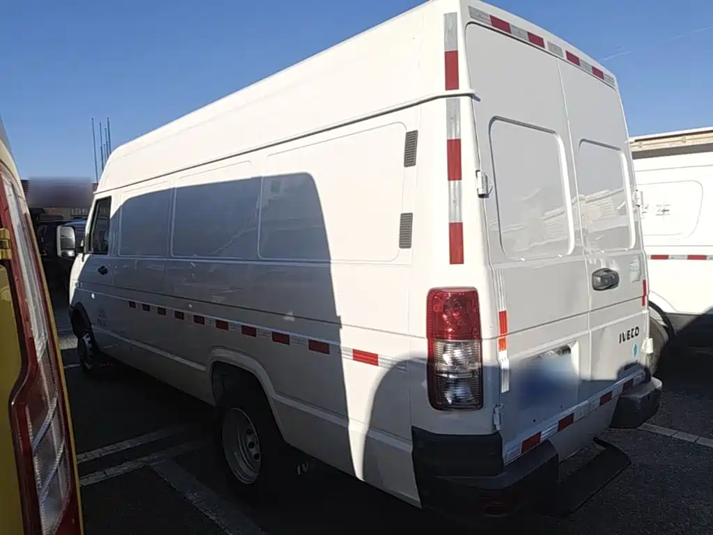 IVECO Daily — миниатюра 5