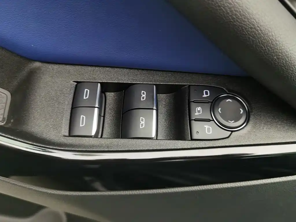 Chevrolet Plus — миниатюра 9
