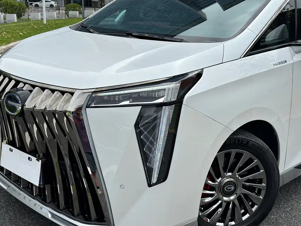 GAC M8