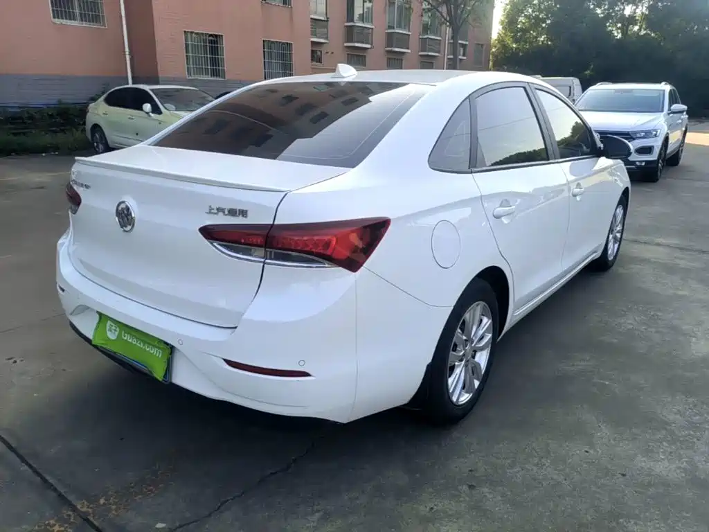 Buick Excelle — миниатюра 7