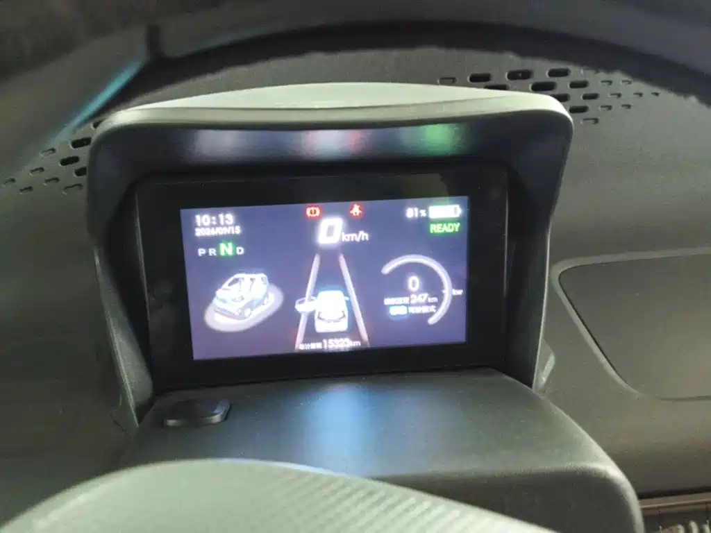 Baojun E100 — миниатюра 5