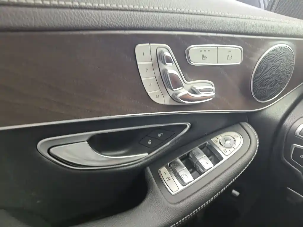 Mercedes-Benz GLC 2021 GLC 260 L 4MATIC Luxury