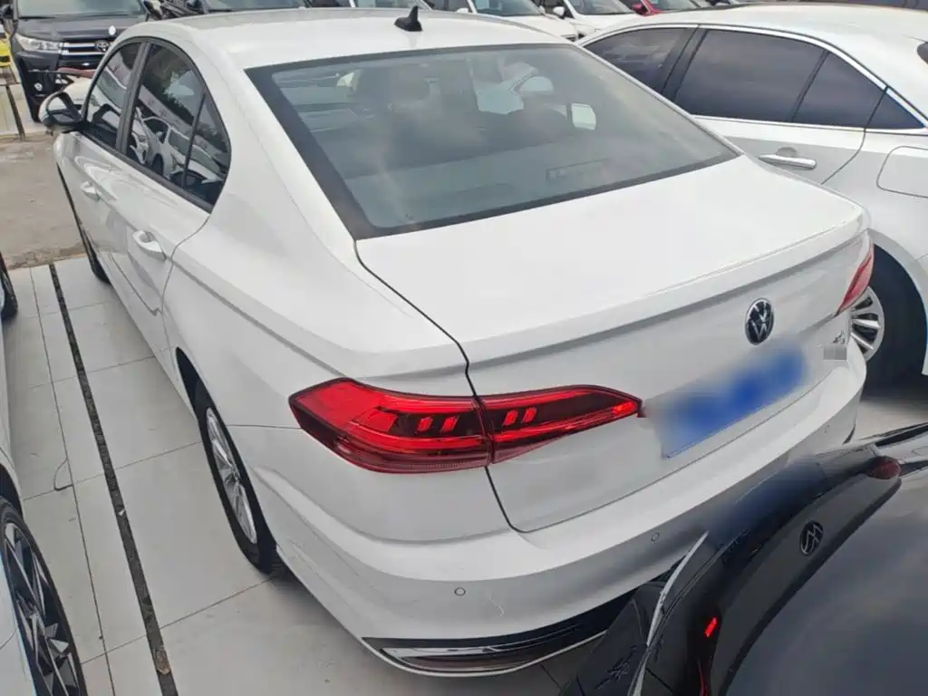 Volkswagen Bora — миниатюра 5
